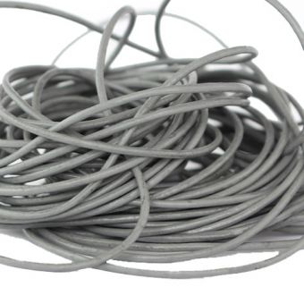 1m Cordon gris en cuir véritable 2mm