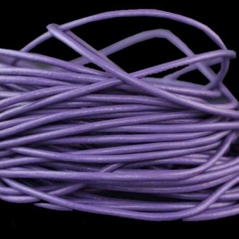 1m Cordon violet en cuir véritable 2mm